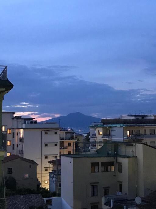 The House Of Peppe&Luisa Apartment Sorrento Luaran gambar