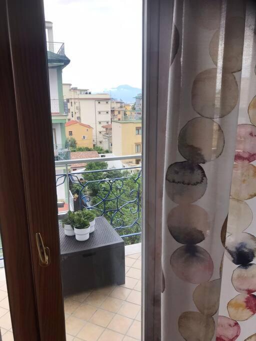 The House Of Peppe&Luisa Apartment Sorrento Luaran gambar