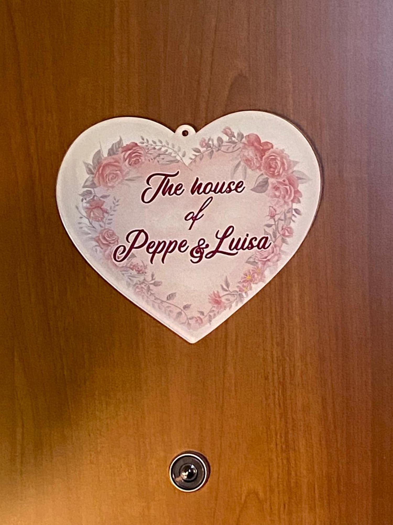 The House Of Peppe&Luisa Apartment Sorrento Luaran gambar