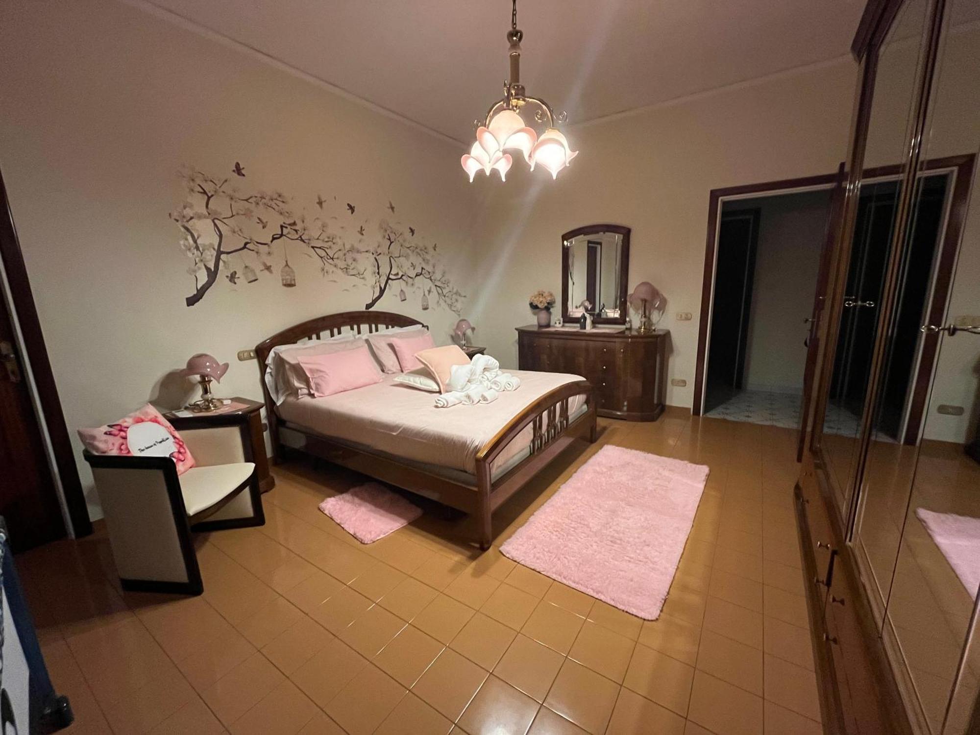 The House Of Peppe&Luisa Apartment Sorrento Luaran gambar